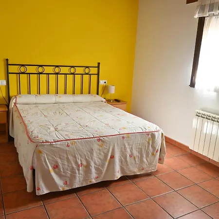 Aires De - Onis شقة *