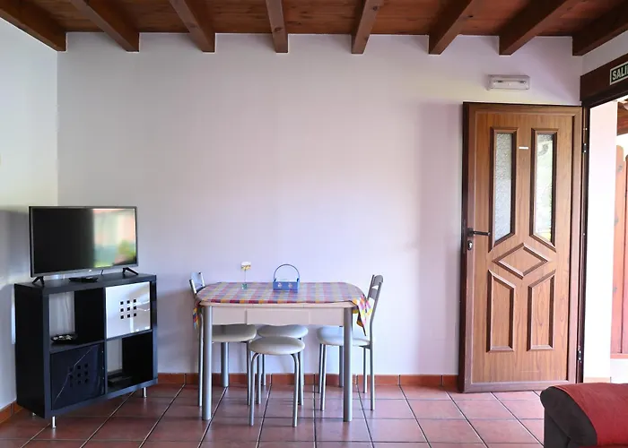 Aires De - Onis Apartamento